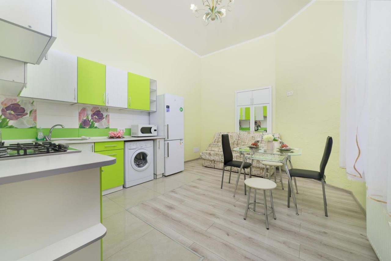 Apartment Near Deribasovskaya Odesa Exterior foto