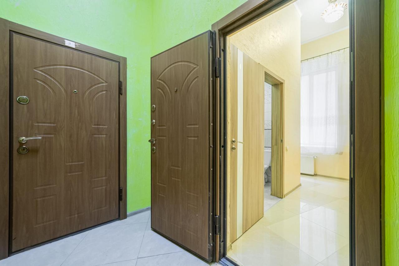 Apartment Near Deribasovskaya Odesa Exterior foto
