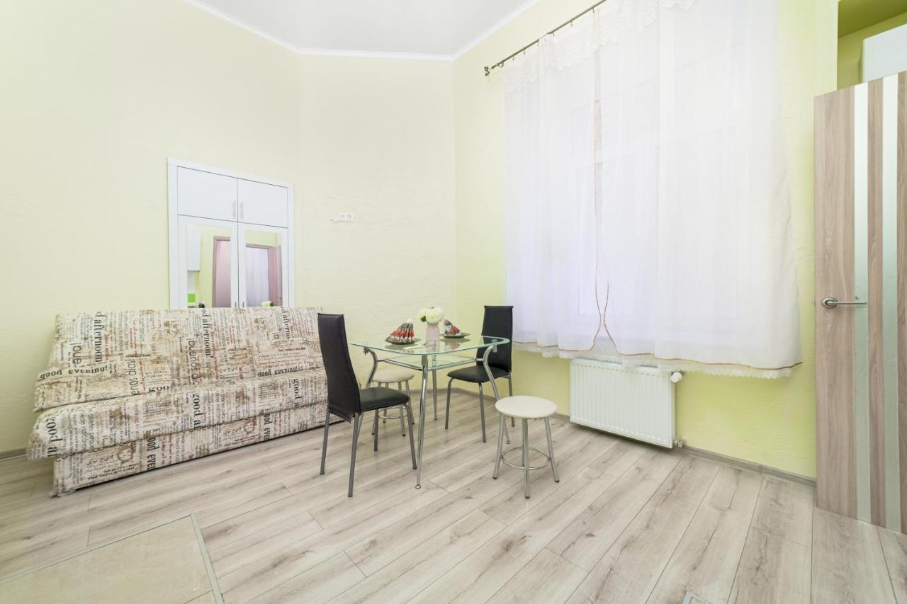 Apartment Near Deribasovskaya Odesa Exterior foto